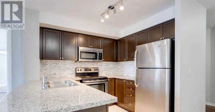 207-3 Michael Power Place, Toronto, ON, M9A 0A2 - 4