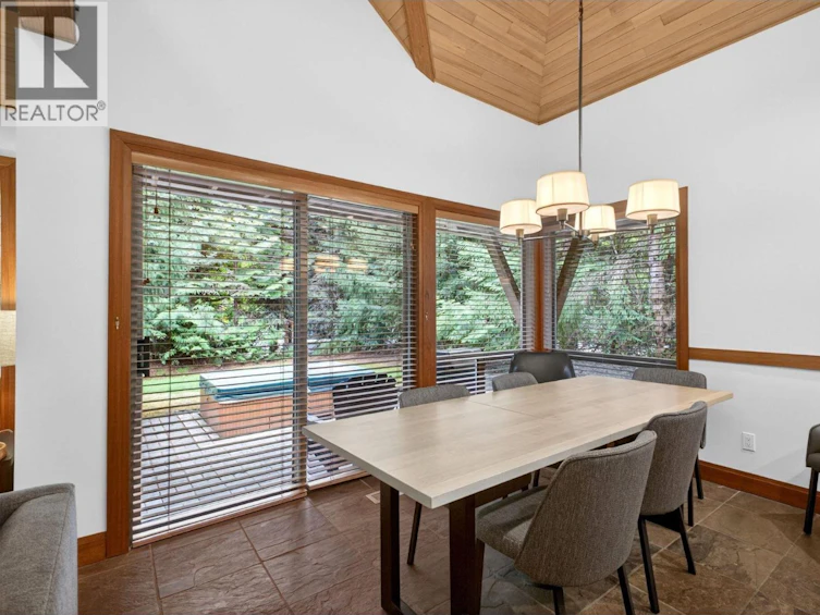 A/B-4747 Settebello Drive, Whistler, BC, V8E 0Z4 - 10