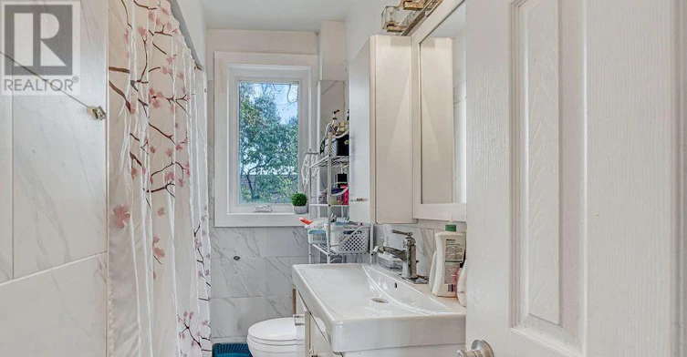 421 St Augustine Drive, Oakville, ON, L6K 3G1 - 4