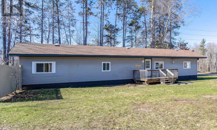 1-5263 Elliott Side Road