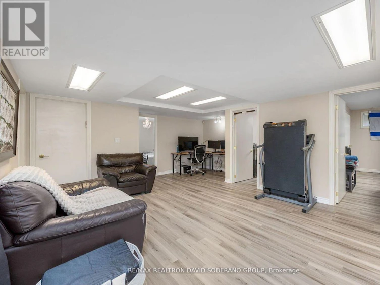 89 Allingham Gardens, Toronto, ON, M3H 1X9 - 26