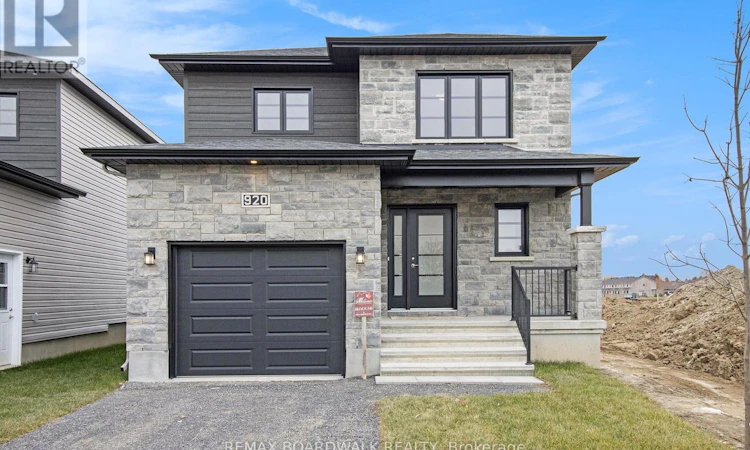 1203 Montblanc Crescent