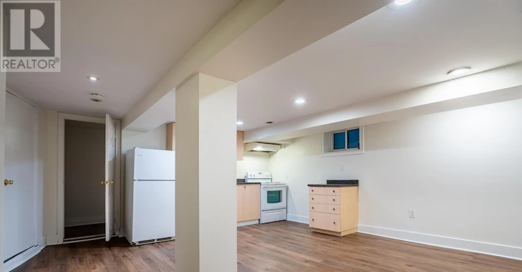 LOWER-1277 Broadview Avenue, Toronto, ON, M4K 2T5 - 9