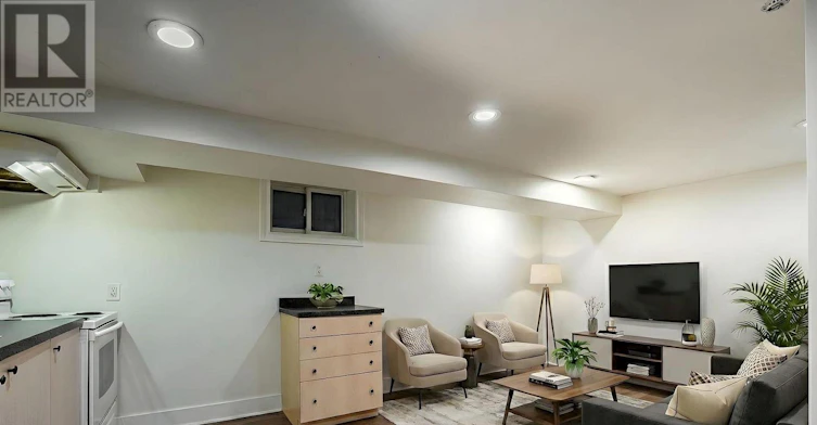 LOWER-1277 Broadview Avenue, Toronto, ON, M4K 2T5