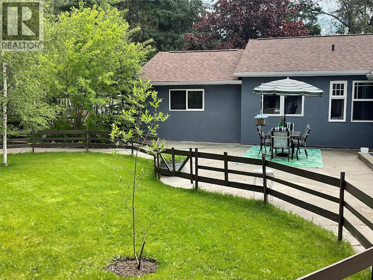 356 Marguerite Avenue, Greenwood, BC, V0H 1J0 - 3