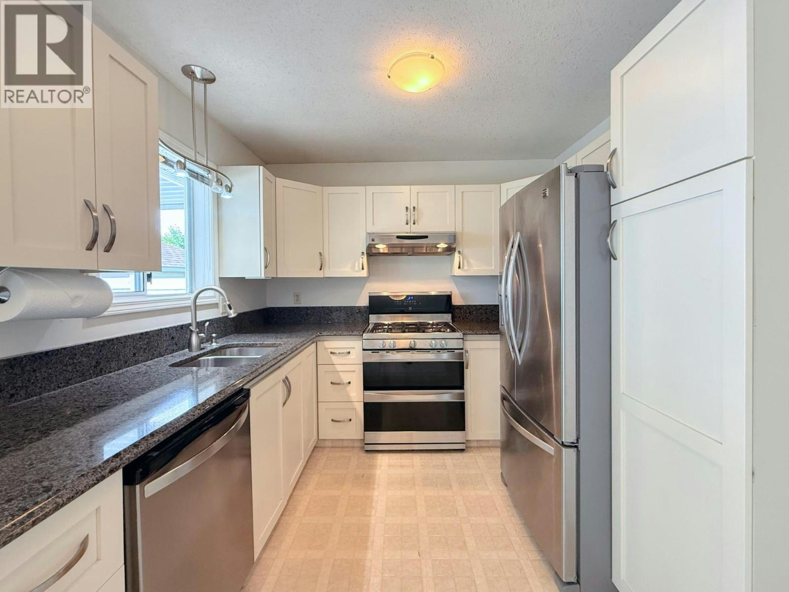 4216 Lobelia Drive, Osoyoos, BC, V0H 1V1 - 10