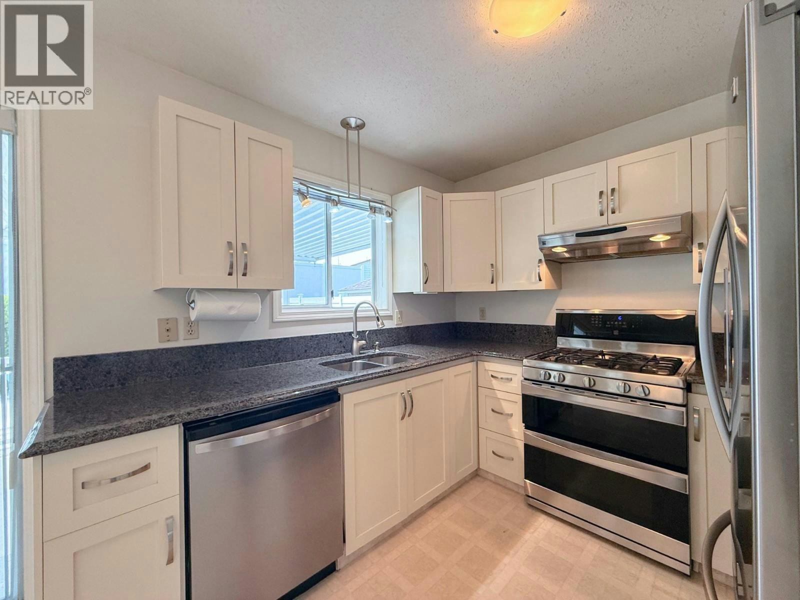 4216 Lobelia Drive, Osoyoos, BC, V0H 1V1 - 7