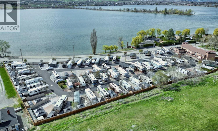 68-3207 Lakeshore Drive