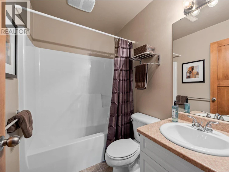17 Nerie Road, West Kelowna, BC, V1H 2E4 - 40