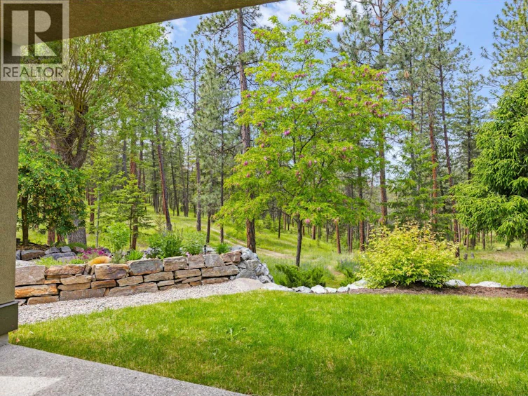 4158 S Gallaghers Forest, Kelowna, BC, V1W 5E4 - 6
