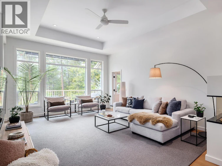 4158 S Gallaghers Forest, Kelowna, BC, V1W 5E4 - 9