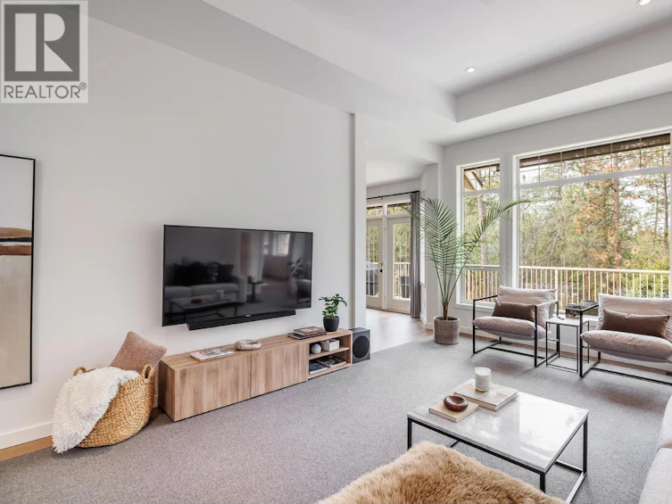 4158 S Gallaghers Forest, Kelowna, BC, V1W 5E4 - 8