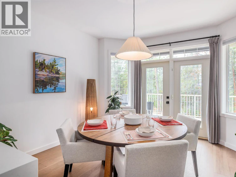4158 S Gallaghers Forest, Kelowna, BC, V1W 5E4 - 18