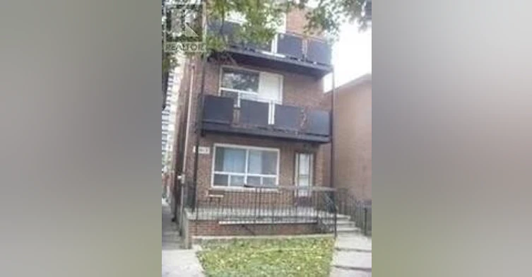 2-2015 Davenport Road, Toronto, ON, M6N 1C5