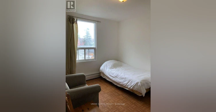 2-2015 Davenport Road, Toronto, ON, M6N 1C5 - 2
