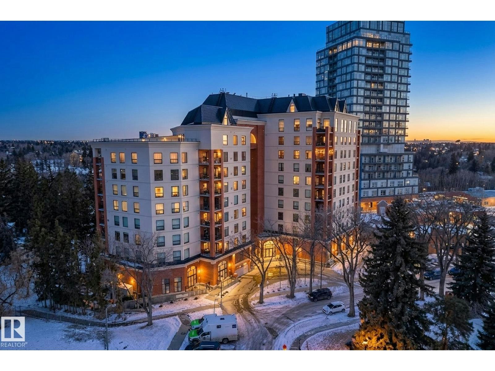 307-10108 125 Street NW, Edmonton, AB, T5N 4B6
