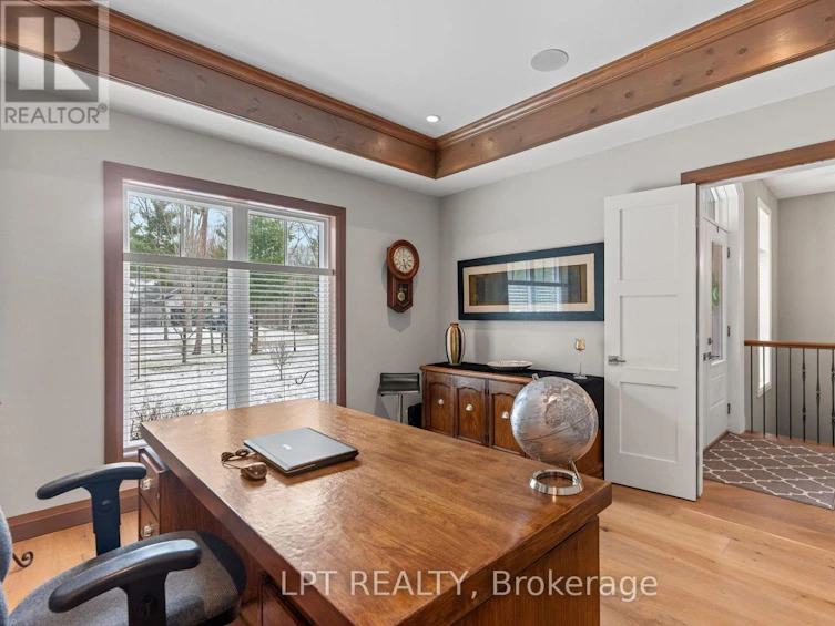8695 Timberwood Trail, Lambton Shores, ON, N0M 1T0 - 10