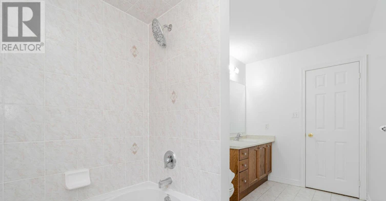 48 Devonwood Drive, Markham, ON, L6C 3A7 - 40