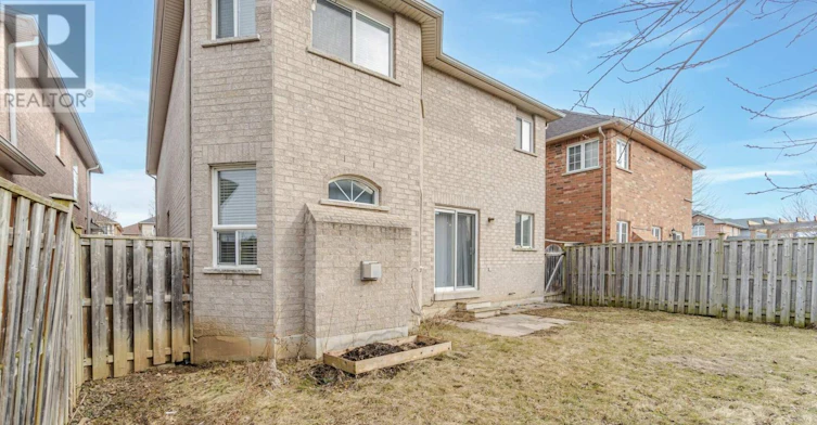 48 Devonwood Drive, Markham, ON, L6C 3A7 - 48