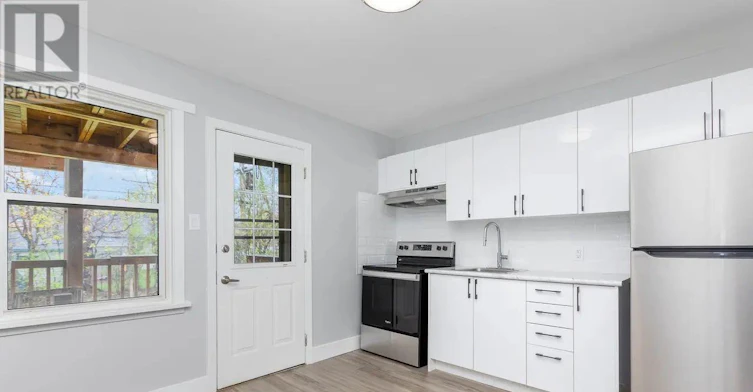 B-1275 Clonsilla Avenue, Peterborough, ON, K9J 5Z1 - 4