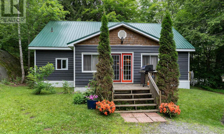 2709 Muskoka District 118 Road W