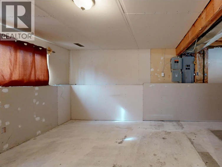 5957 Little Fort 24 Highway, 100 Mile House, BC, V0K 1X0 - 22