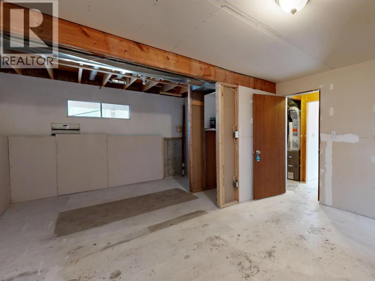 5957 Little Fort 24 Highway, 100 Mile House, BC, V0K 1X0 - 23