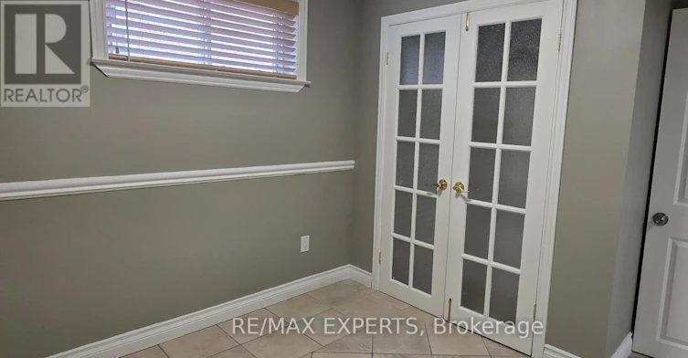 160 Ardwick Boulevard, Toronto, ON, M9M 1W2 - 9