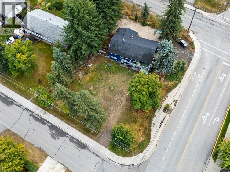 2030 NE 1 Avenue, Salmon Arm, BC, V1E 1Z4 - 5