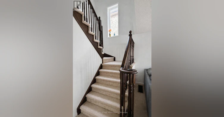 9 Bazin Road, Ajax, ON, L1Z 0N1 - 6