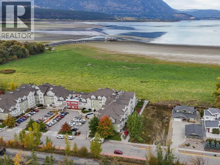 721 NE Harbourfront Drive, Salmon Arm, BC, V1E 3L4 - 7