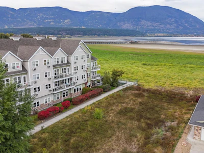 721 NE Harbourfront Drive - 4