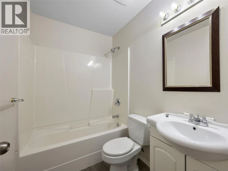 1748 North River Drive, Kamloops, BC, V2B 7N7 - 22