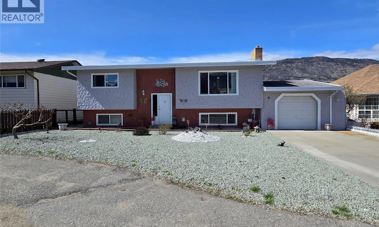 9 Dogwood Place