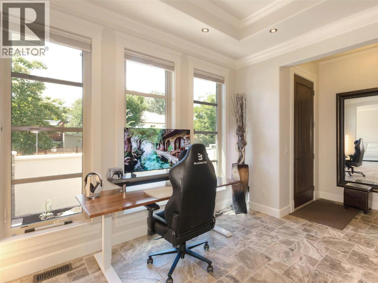 2571 Abbott Street, Kelowna, BC, V1Y 9T9 - 8