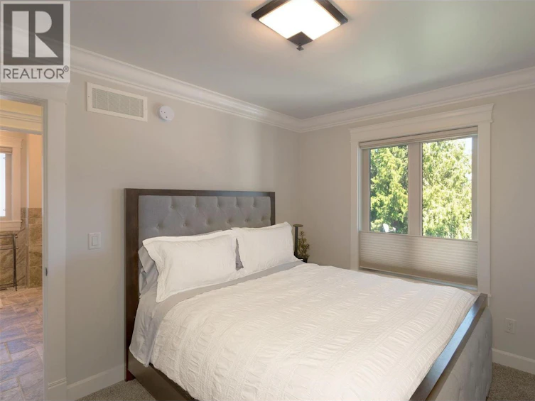 2571 Abbott Street, Kelowna, BC, V1Y 9T9 - 21