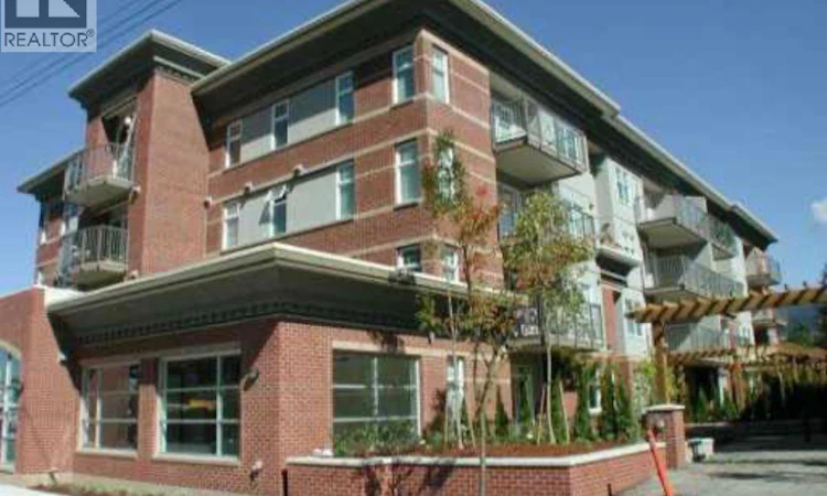 109-3240 St Johns Street