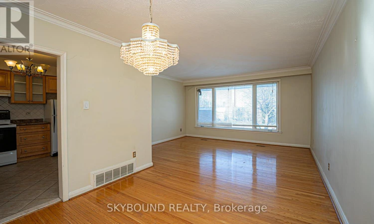 9 Caronport Crescent