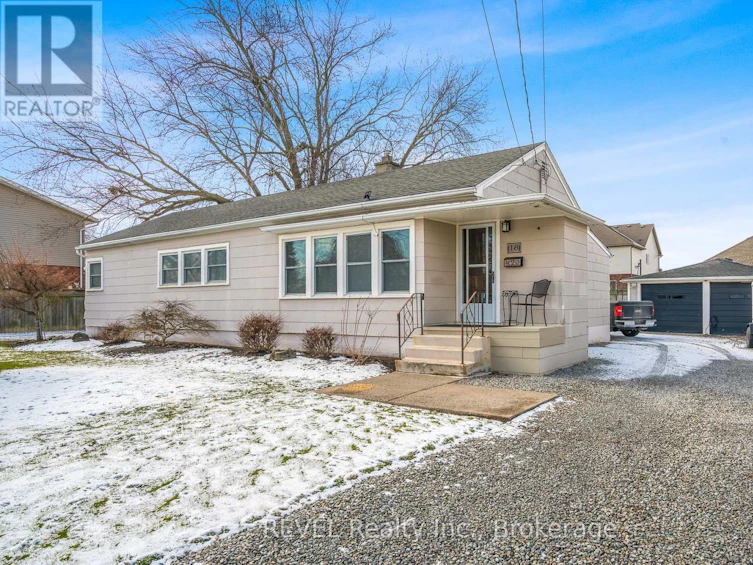 18 A B,C,D Valley Road, St. Catharines, ON, L2S 1Y6 - 2