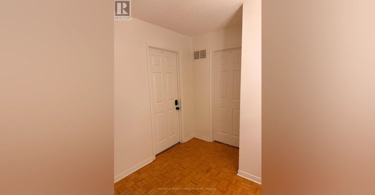 MAIN (ROOM 4-43 Bordeaux Circuit, Toronto, ON, M9V 4Z1 - 10