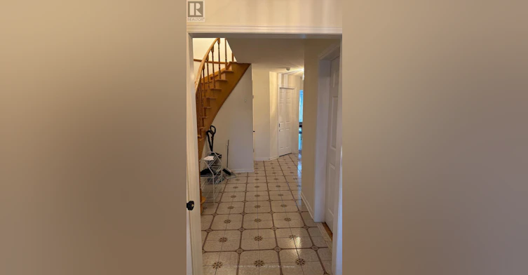 MAIN (ROOM 4-43 Bordeaux Circuit, Toronto, ON, M9V 4Z1 - 15