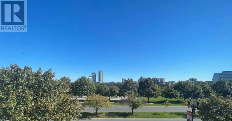 MAIN-156 Town Centre Boulevard, Markham, ON, L3R 5H9 - 16
