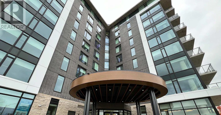 303-360 Deschatelets Avenue, Ottawa, ON, K1S 5Y1 - 2