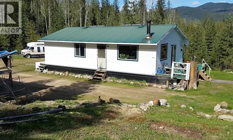 12595 Adams Lake West Service Forest Road