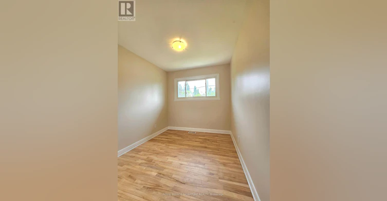 MAIN-2368 Drury Lane, Ottawa, ON, K2C 1G5 - 14