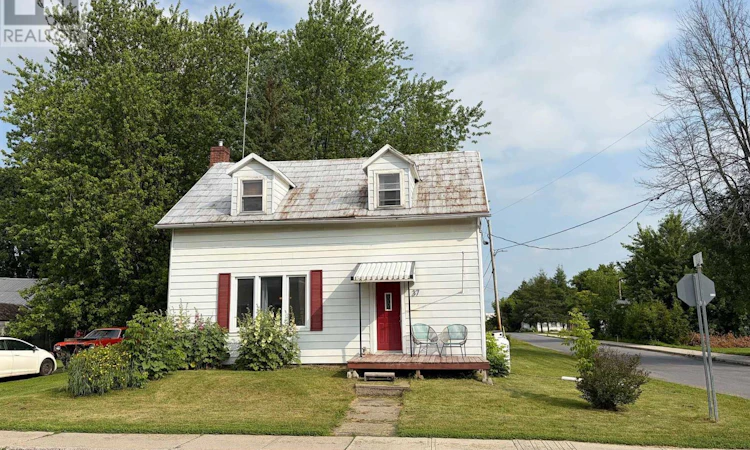 37 Main Street