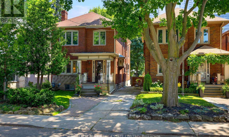 25 Maxwell Avenue
