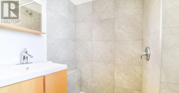2ND FLOOR-280 Eglinton Avenue W, Toronto, ON, M4R 1B2 - 5