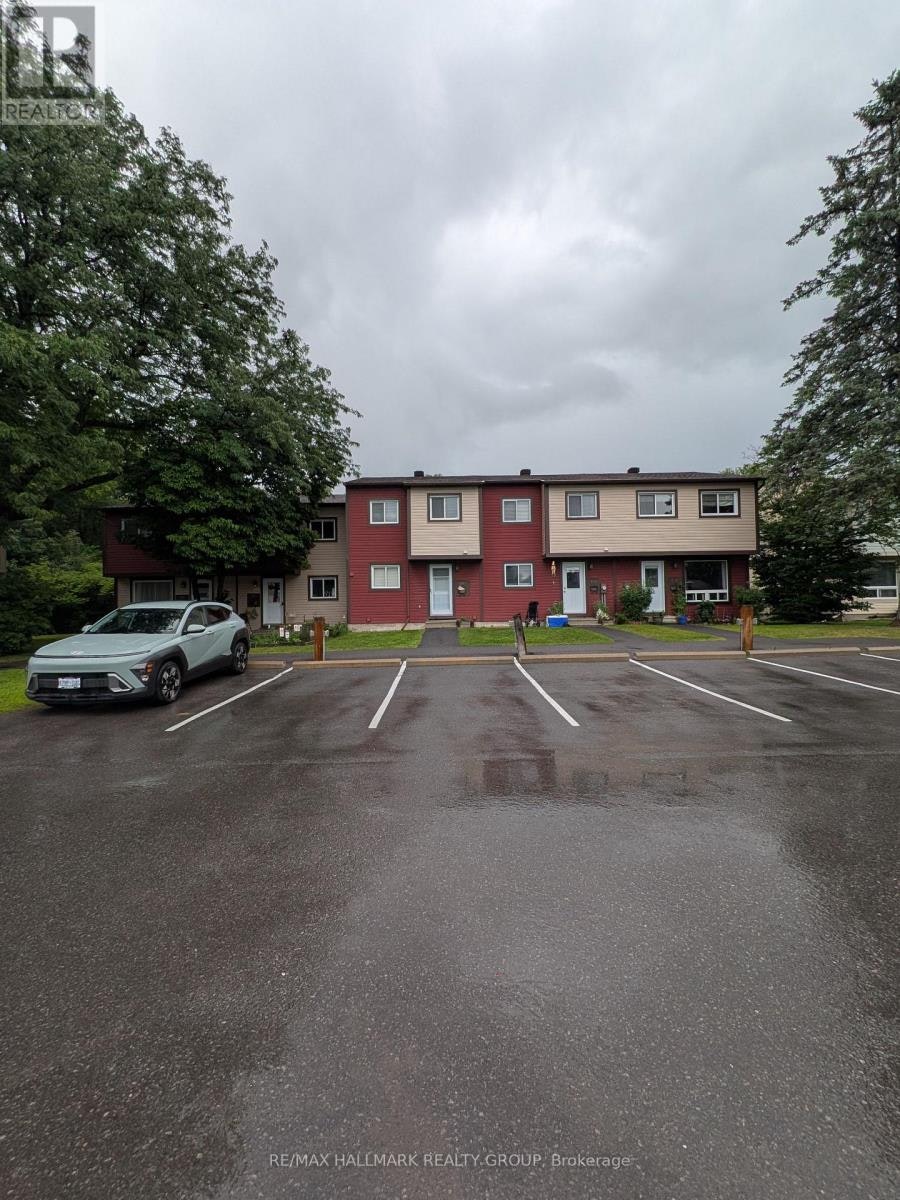 119 Teal Crescent, Ottawa, ON, K1E 2C1