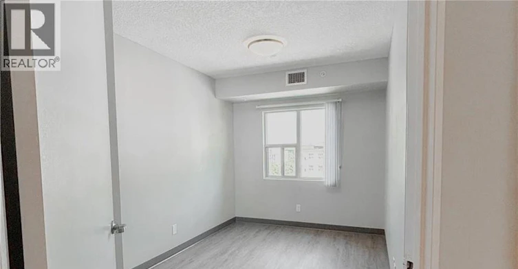 211-595 Strasburg Road, Kitchener, ON, N2E 4J1 - 9